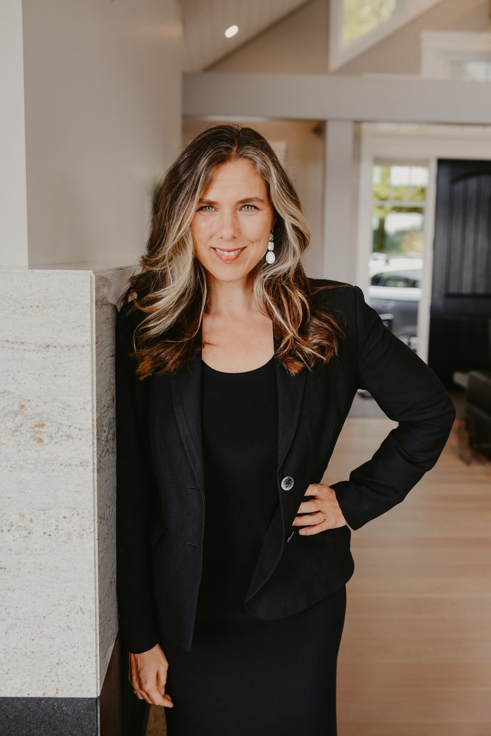 Sonya Conn, REALTOR® helping buyers moving to Victoria BC from the US and UK